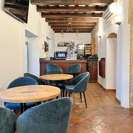 Hostal Servilia Carmona  Dış mekan fotoğraf