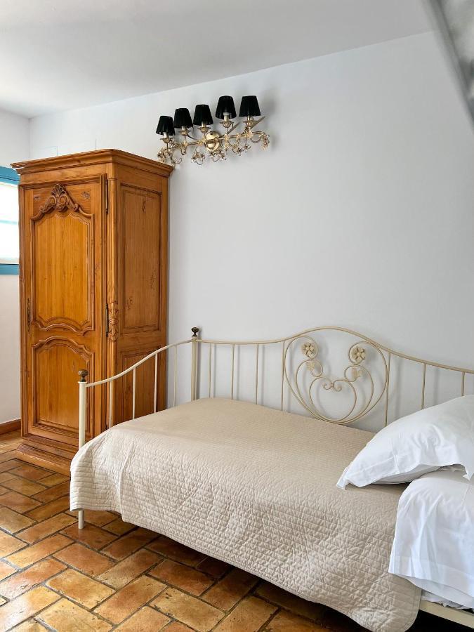 Hostal Servilia Carmona  Dış mekan fotoğraf