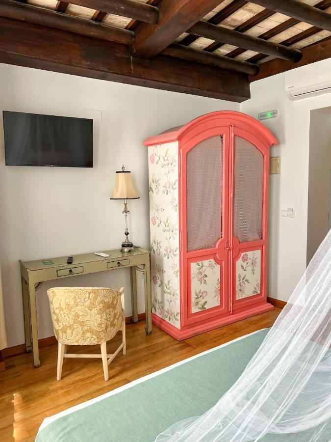 Hostal Servilia Carmona  Dış mekan fotoğraf