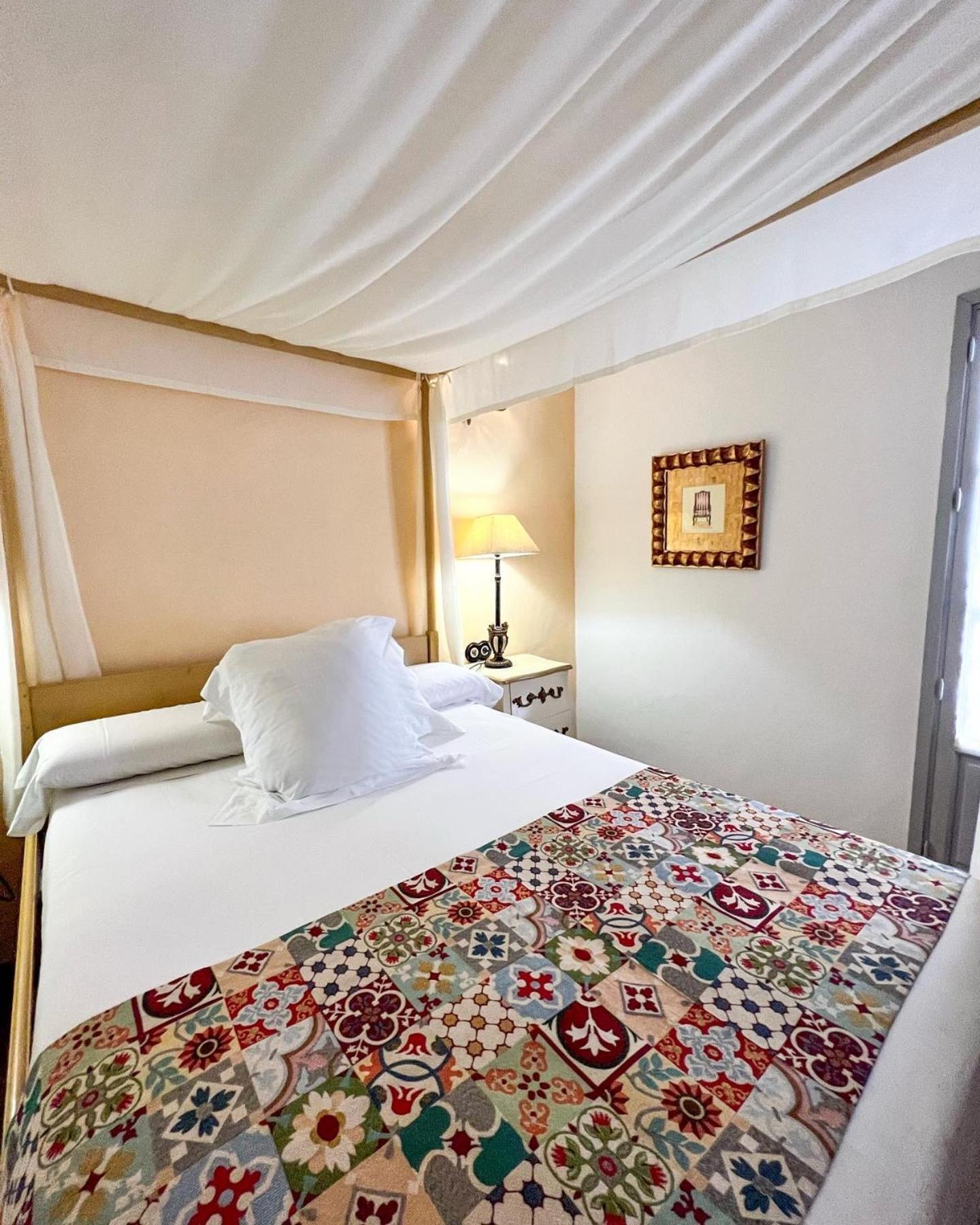 Hostal Servilia Carmona  Dış mekan fotoğraf