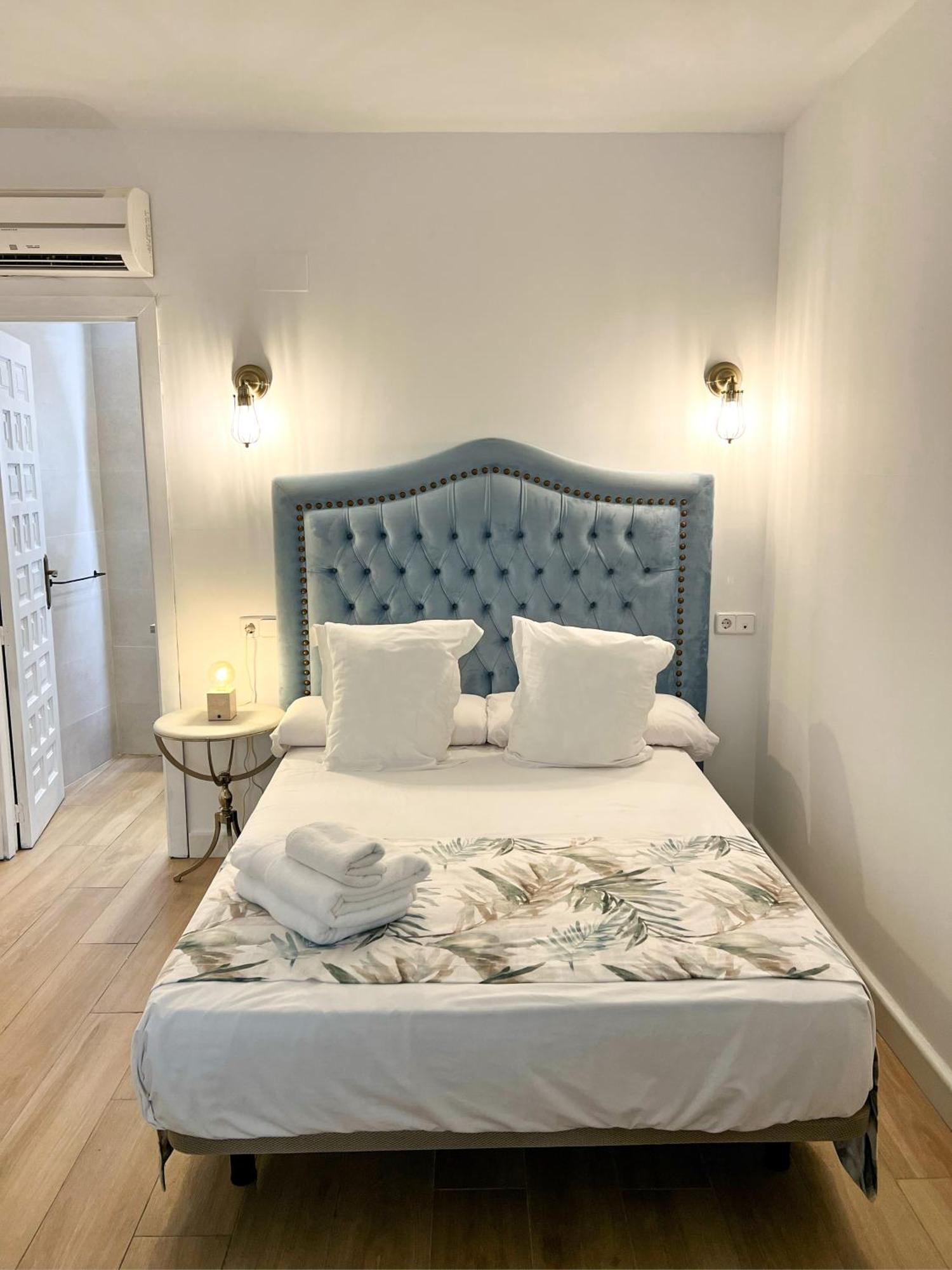 Hostal Servilia Carmona  Dış mekan fotoğraf