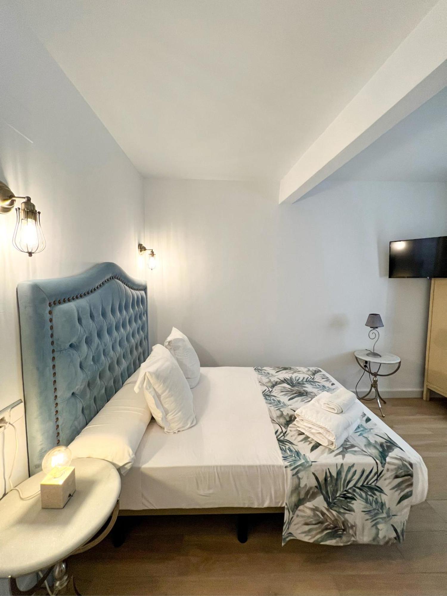 Hostal Servilia Carmona  Dış mekan fotoğraf